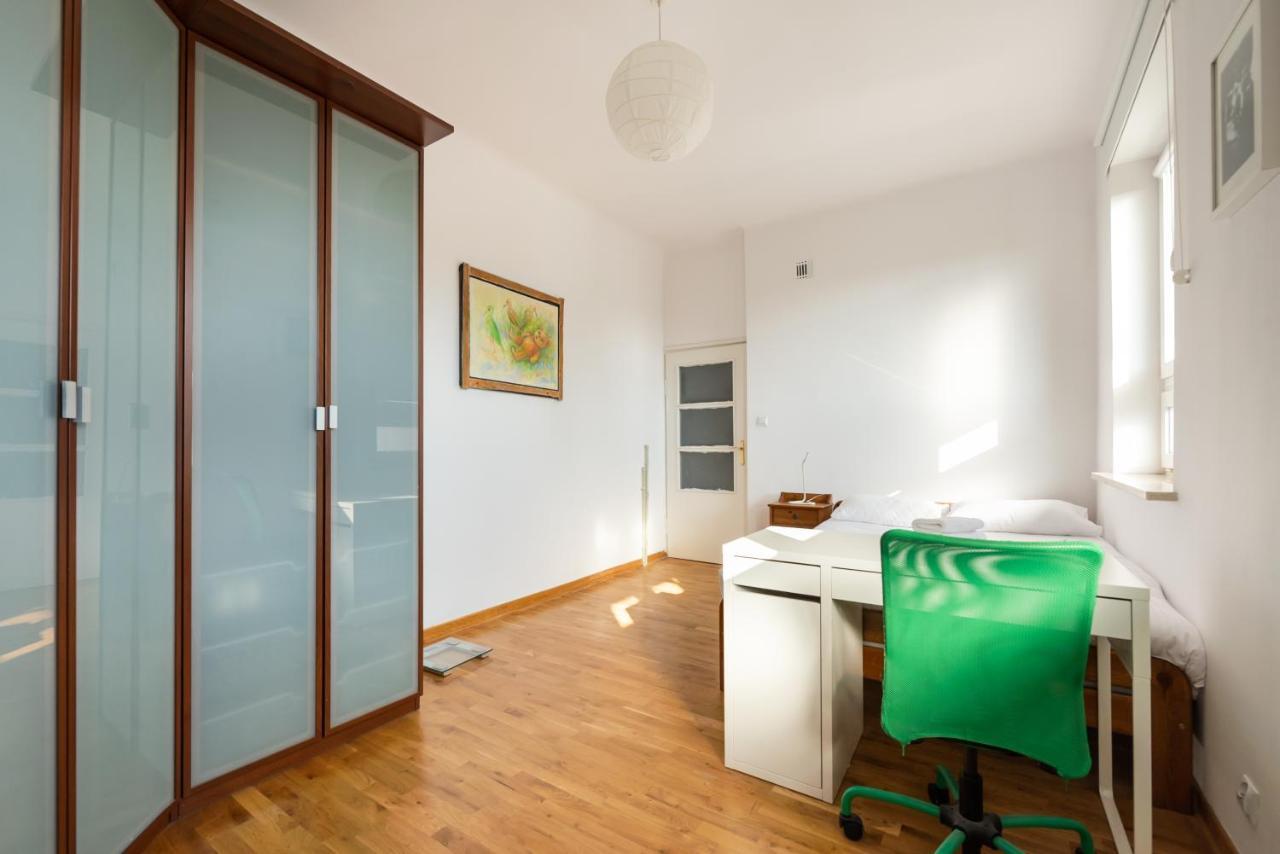 Plac Wilsona 2-Bedroom Apartment Варшава Екстериор снимка