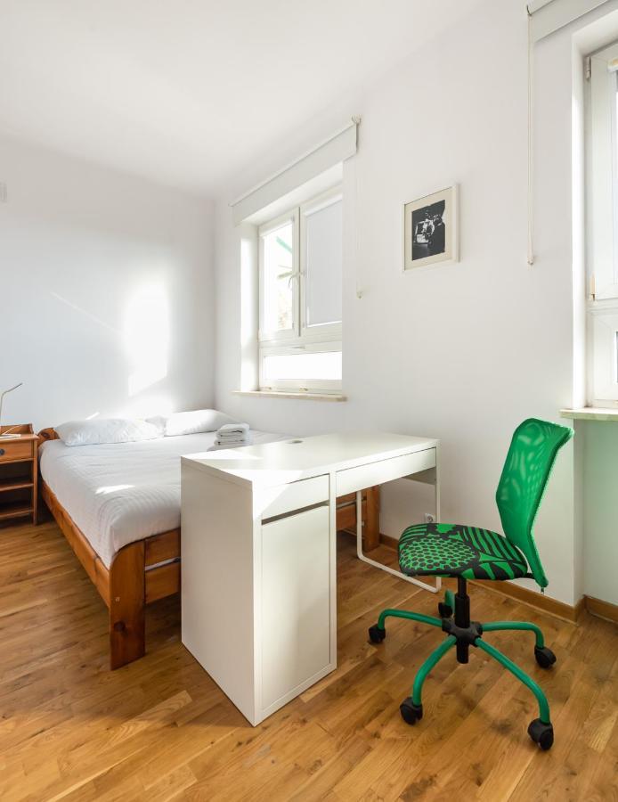 Plac Wilsona 2-Bedroom Apartment Варшава Екстериор снимка