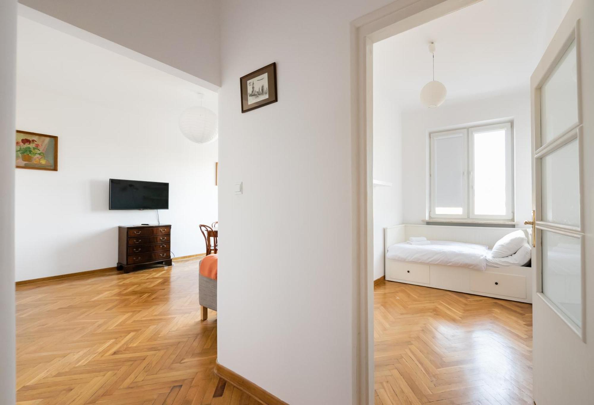 Plac Wilsona 2-Bedroom Apartment Варшава Екстериор снимка